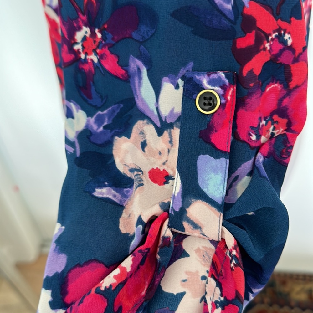 Yumi Kim navy, pink & blush silk 🌸🌺floral top with open back - XS - Picture 3 of 4